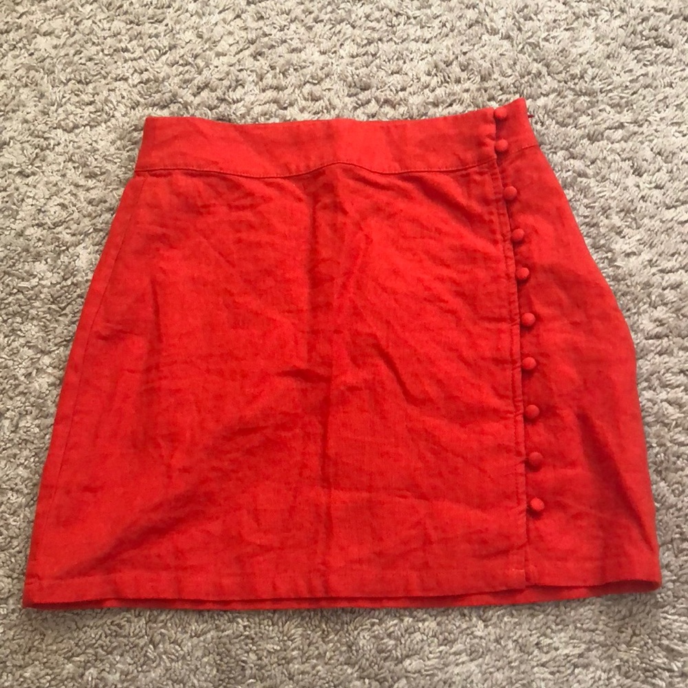 Forever 21 contemporary button skirt